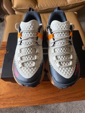 Under Armour Beige, Black & Orange Trail Running Shoes